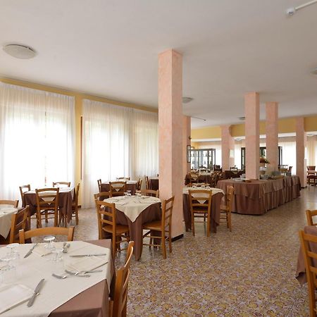 Hotel Attico Chianciano Terme Zewnętrze zdjęcie