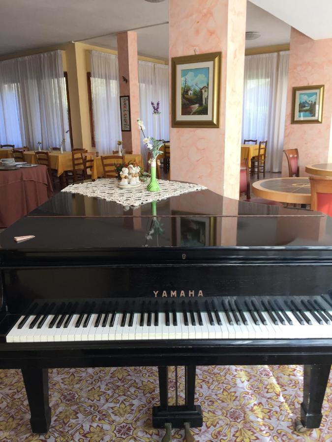 Hotel Attico Chianciano Terme Zewnętrze zdjęcie