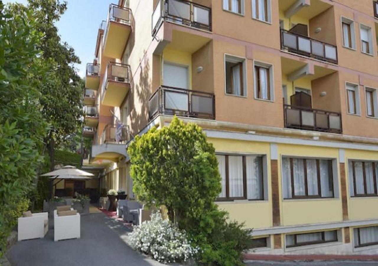 Hotel Attico Chianciano Terme Zewnętrze zdjęcie