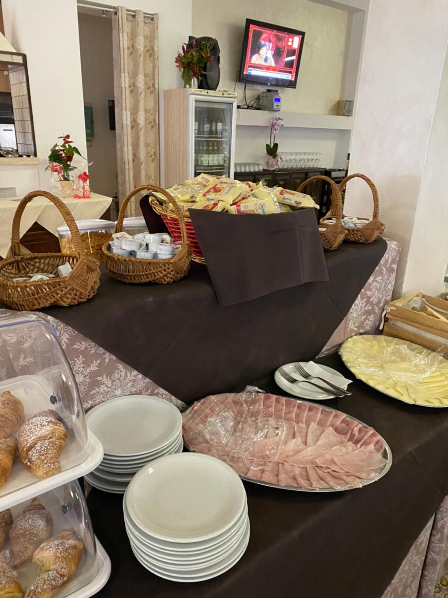 Hotel Attico Chianciano Terme Zewnętrze zdjęcie