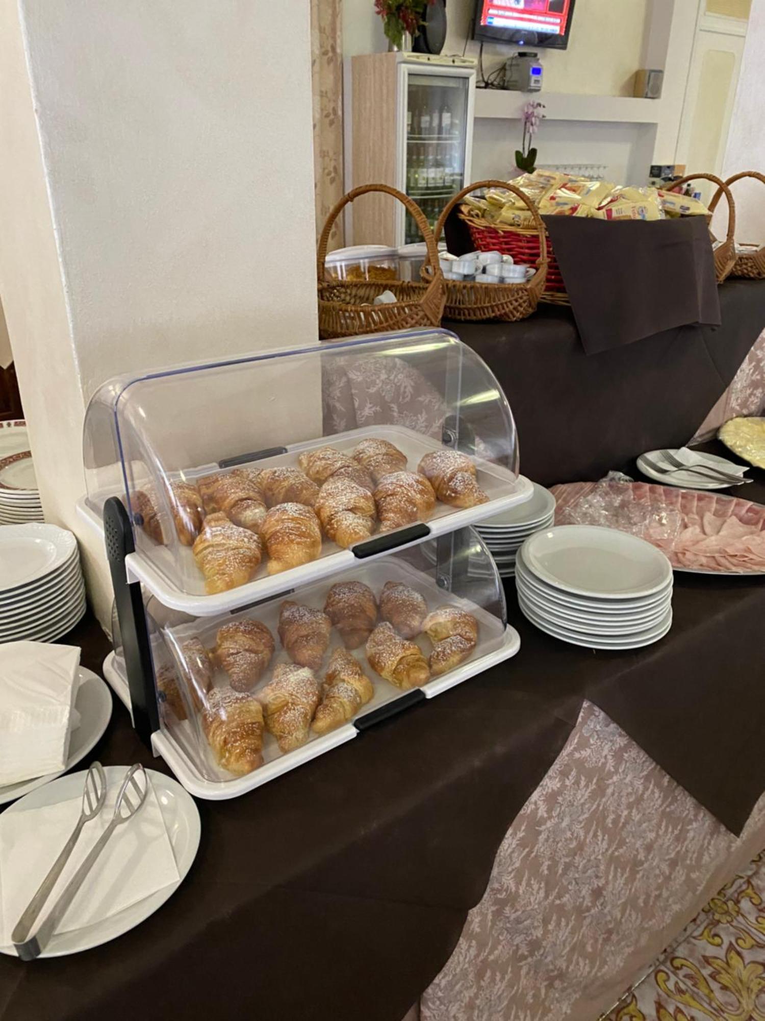Hotel Attico Chianciano Terme Zewnętrze zdjęcie